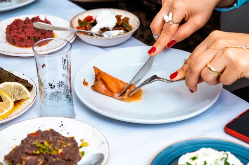 From Table to Memory: How Alsancak's Premier Companions Are Redefining Gastronomy as a Cultural Experience